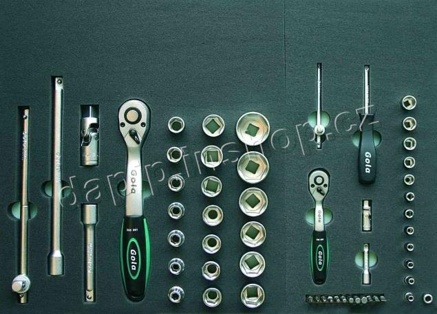 4. ZÁSUVKA - CZECH GOLA